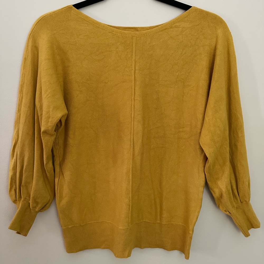 Max Studio Y2K Sweater XS Gold Butterscotch EUC